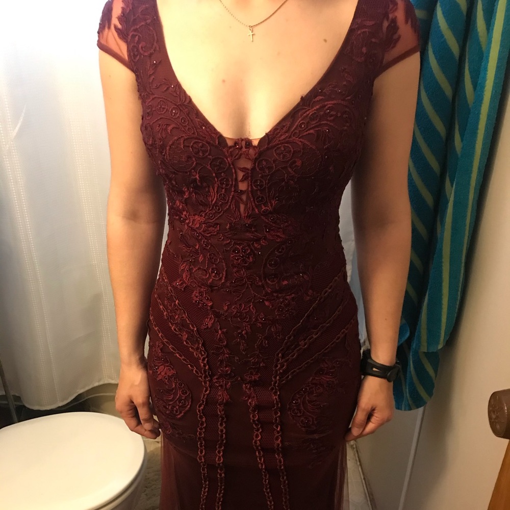 Maroon lace prom dress